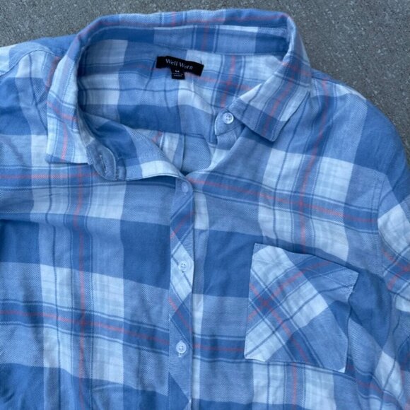 Woman's  Soft Plaid Flannel Button Down Size Medium - Picture 6 of 15